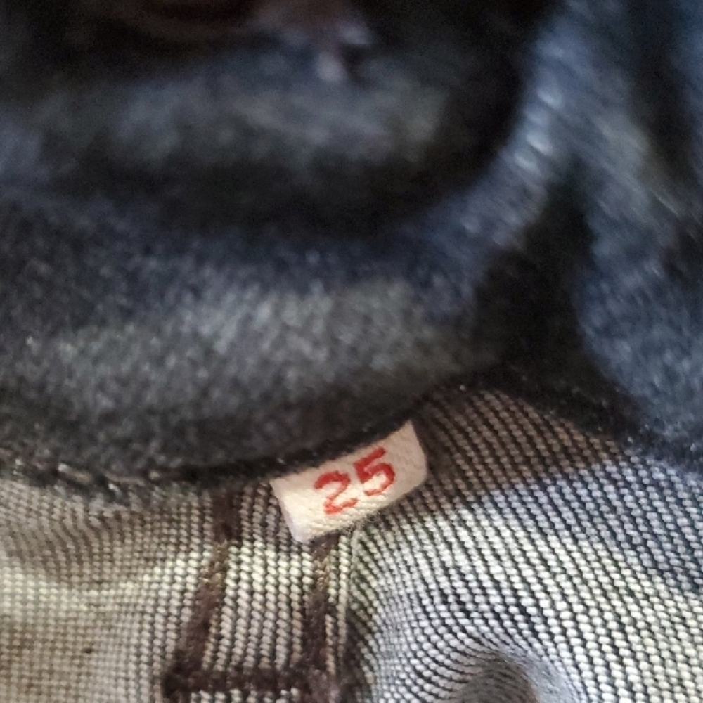 Levi's Premium Black skinny Overalls with Classic Bib Front and Sturdy Denim - Picture 15 of 15